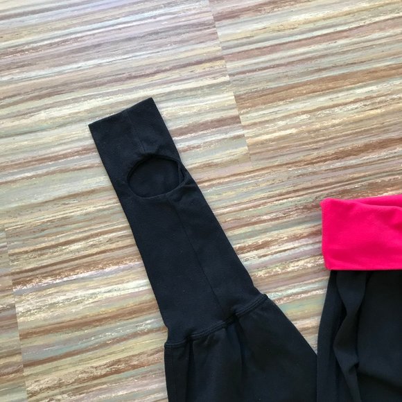 Lululemon Stir It Up Black & Pink Stirrup Pants w/ Pleated Waist Stirrup Joggers - Picture 5 of 12